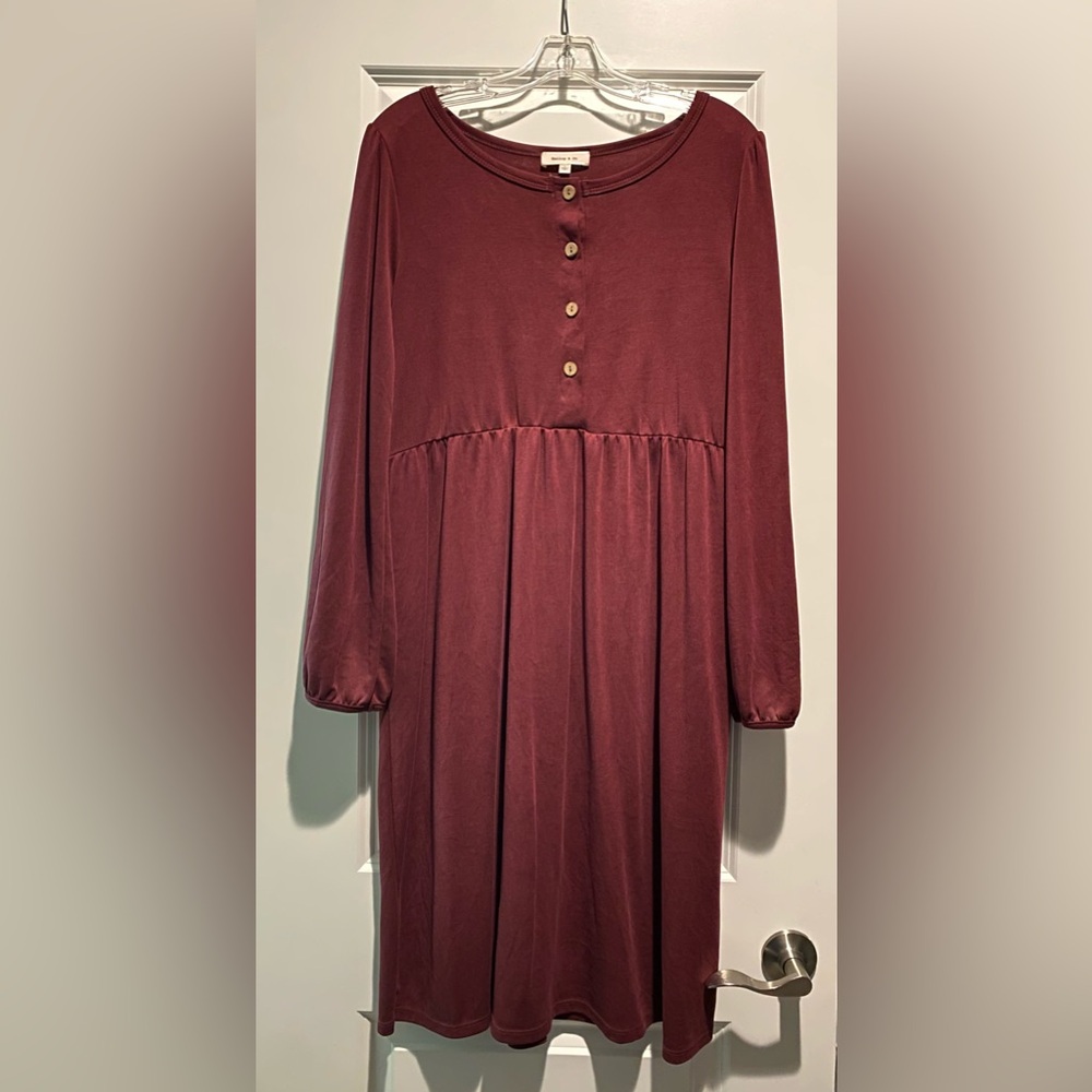 Called to Surf burgundy dress. Size L. Knee length. Like new condition!